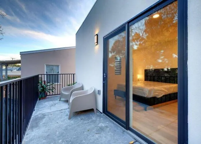 Dimond Abode Vacation Home #1 Oakland Dimond District