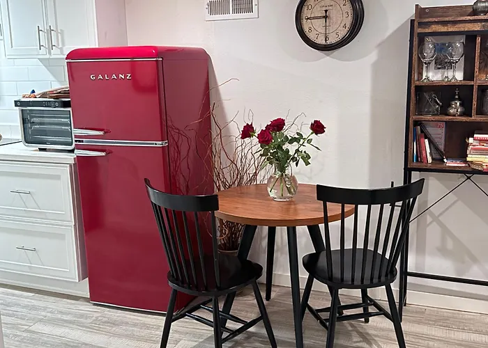 Private Oakland Hills Guest Apartment